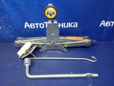 Домкрат Nissan X-trail NT30 QR20DE 2003 