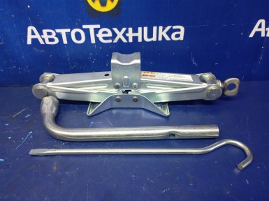 Домкрат Suzuki Solio MA26S K12C 2017