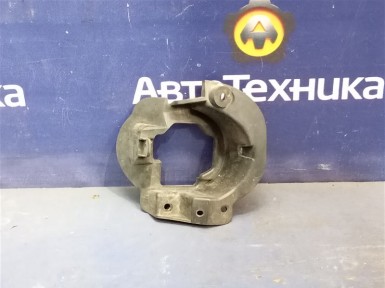 Крепление противотуманной фары переднее левое  Mazda Atenza GG3S L3-VE 2005 