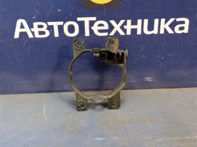 Крепление противотуманной фары переднее правое  Subaru Impreza GJ2 FB16 2014 