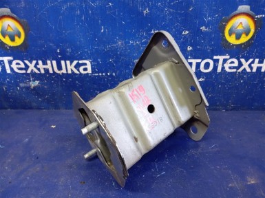 Кронштейн усилителя бампера переднее правое  Nissan Ad VZNY12 HR16 2015 