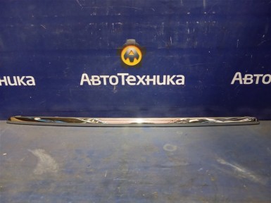 Накладка на дверь багажника задняя Subaru  Legacy BPE EZ30D 2004 