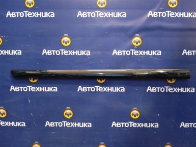 Накладка на дверь передняя правая Honda CR-V  RD7 K24A 2006 