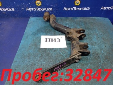Рычаг поперечный задний нижний правый Honda Civic EU3 D17A 2001