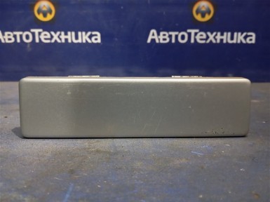 Заглушка бампера задняя Nissan X-trail NT30  QR20DE 2003 