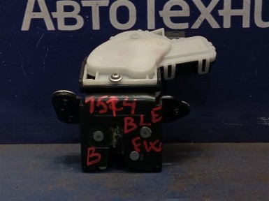 Замок багажника задний Mazda Axela BLEFW  LF-VDS 2009 