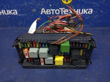 Блок предохранителей Mercedes-benz E-class W212247 M271DE18AL 2012