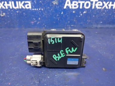 Блок управления вентилятором Mazda Axela  BLEFW LF-VDS 2009 
