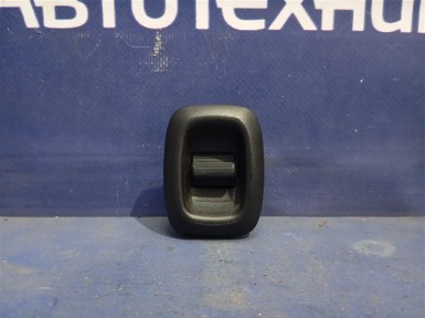 Кнопка стеклоподъёмника задняя правая Suzuki  Solio MA36S K12C 2017 