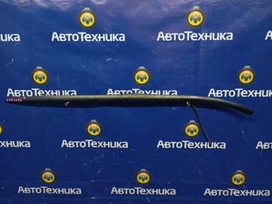 Молдинг лобового стекла передний левый Honda Civic EU3 D17A 2001