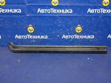 Направляющая сдвижной двери задняя правая  Nissan Nv200 VM20 HR16DE 2014 