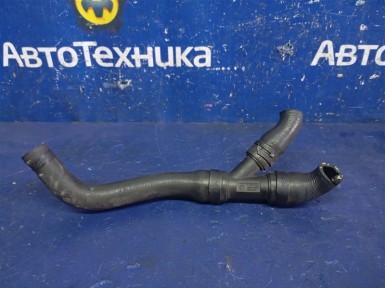 Патрубок системы охлаждения BMW 3-series E90 N52B25A 2006