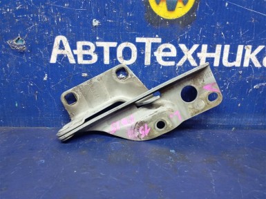 Петля капота левая Nissan Sunny FB15 QG15DE 2004
