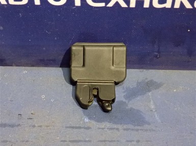 Замок багажника задний Nissan Bluebird Sylphy FG10 QG15DE 2005