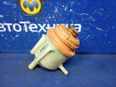 Бачок гидроусилителя Suzuki Escudo TDB4W N32A 2008