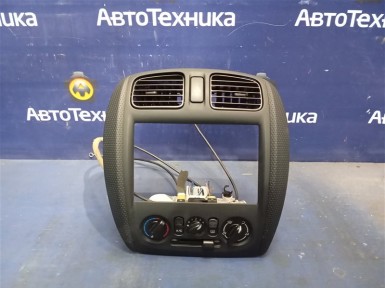Блок управления климат-контролем Mazda Familia  BJ5P ZL-DE 1998 