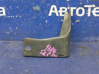 Брызговик задний правый Subaru Forester SG5  EJ202 2004 