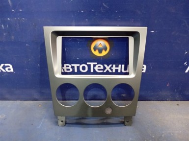 Консоль магнитофона Subaru Impreza GG2 EJ152  2004 