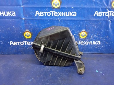 Корпус воздушного фильтра Subaru Forester SF9 EJ254 1999