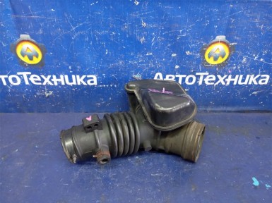 Патрубок воздушного фильтра Nissan Sunny  FB15 QG15DE 2004 