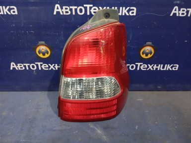 Стоп-сигнал задний правый Mazda Demio DW3W  B3E 2001 