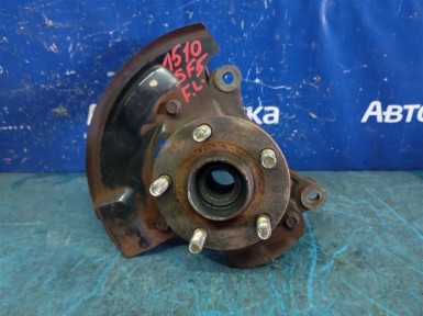 Ступица передняя левая Subaru Forester SF5  EJ205 2001 