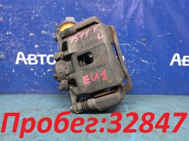 Суппорт передний левый Honda Civic EU3 D17A  2001 