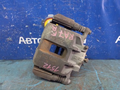 Суппорт передний правый Honda Odyssey RA7  F23A 2002 