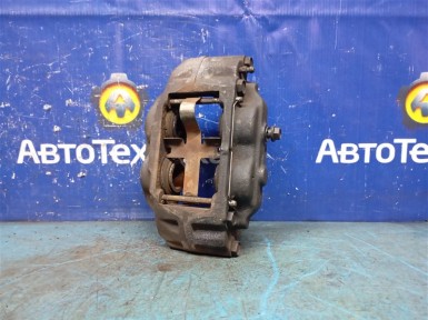 Суппорт передний левый Subaru Forester SF5 EJ205 2001