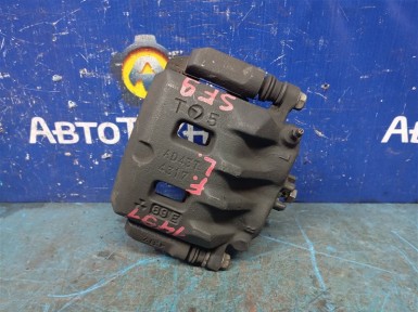 Суппорт передний левый Subaru Forester SF9 EJ254 1999