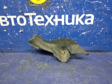 Уголок жабо правый Honda CR-V RD7 K24A 2006 