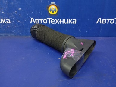 Воздухозаборник Mercedes-benz E-class W212247  M271DE18AL 2012 