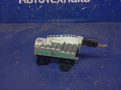 Замок капота Mercedes-benz E-class W212247  M271DE18AL 2012 