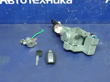 Замок зажигания Nissan Ad VZNY12 HR16DE 2015 