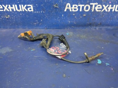 Датчик ABS передний правый Honda CR-V RD7  K24A 2006 