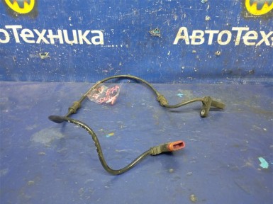 Датчик ABS задний правый Mercedes-benz E-class  W212247 M271DE18AL 2012 