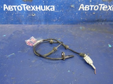 Датчик ABS передний левый Nissan Dualis NJ10  MR20DE 2007 