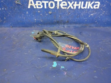 Датчик ABS передний правый Nissan Nv200 VM20  HR16DE 2014 