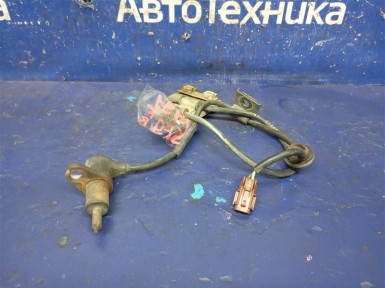 Датчик ABS передний правый Subaru Forester  SF9 EJ254 1999 