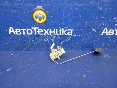 Датчик уровня топлива правый Suzuki Escudo  TDB4W N32A 2008 