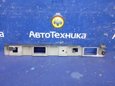 Крепление крыла переднее верхнее правое Nissan  X-trail NT30 QR20DE 