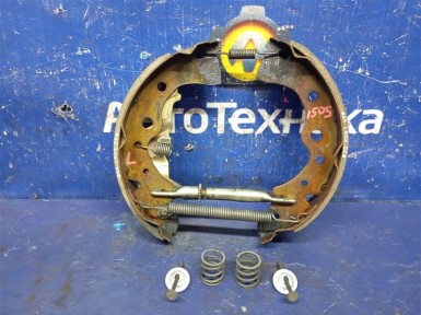 Механизм стояночного тормоза задний левый Nissan Bluebird Sylphy FG10 QG15DE 2005