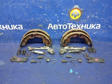 Механизм стояночного тормоза задний Nissan  Dualis NJ10 MR20DE 2007 