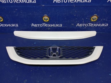 Решетка радиатора Honda Odyssey RA7 F23A 2002