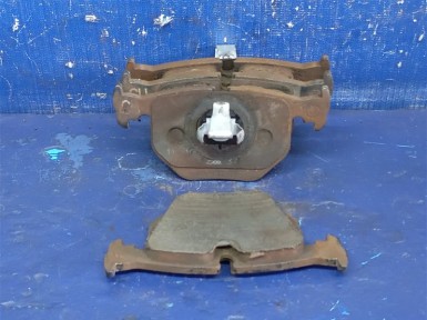 Тормозные колодки задние BMW X3 E83 N52B25  2007 