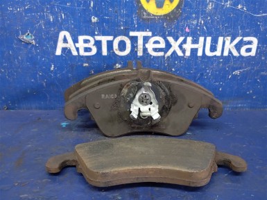 Тормозные колодки передние Mercedes-benz  E-class W212247 M271DE18AL 2012 