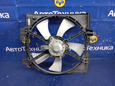 Вентилятор радиатора правый Mazda Familia  BJ5P ZL-DE 1998 