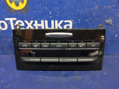 Блок управления климат-контролем Mercedes-benz E-class W212247 M271DE18AL 2012