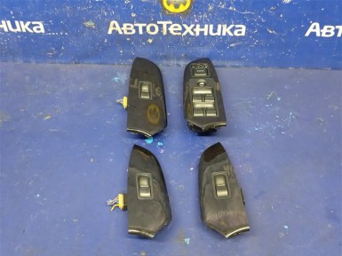 Блок управления стеклами передний правый  Honda CR-V RD7 K24A 2006 