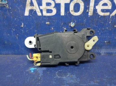 Электропривод замка двери задний левый Subaru  Forester SG5 EJ202 2002 